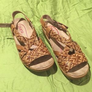 Klogs Sanibel Tan Sandel